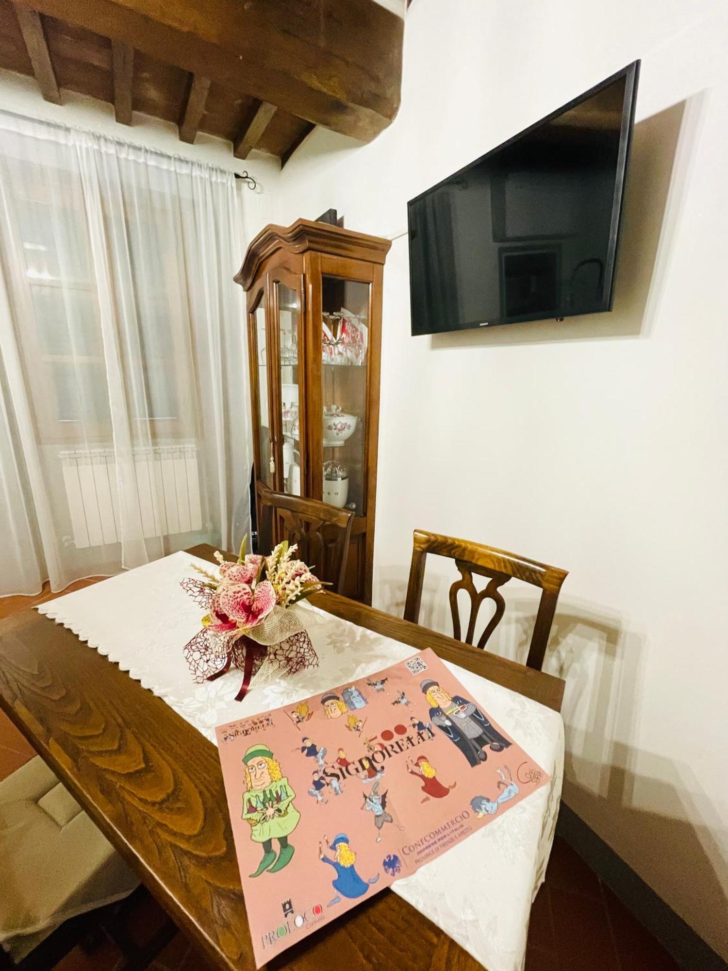 Balcone Fiorito, Nel Cuore Del Centro Storico Di Cortona Esterno foto